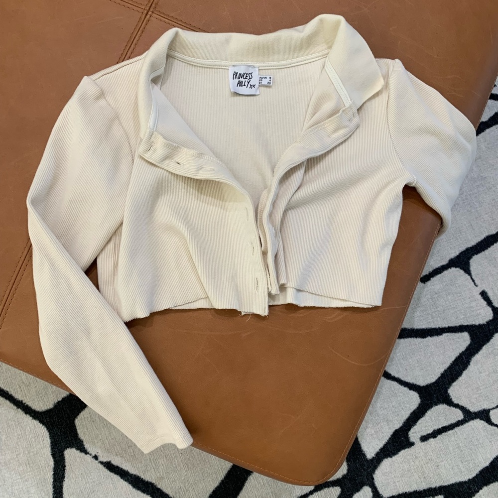 Long sleeve cream cropped button down